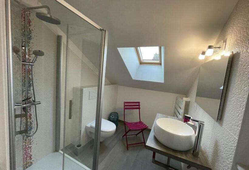 تختخواب و صبحانه Le Jardin Des Vérottes