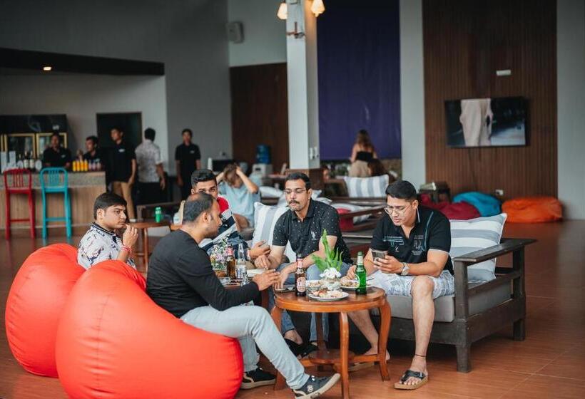 Chill Inn Samui Hostel And Restaurant