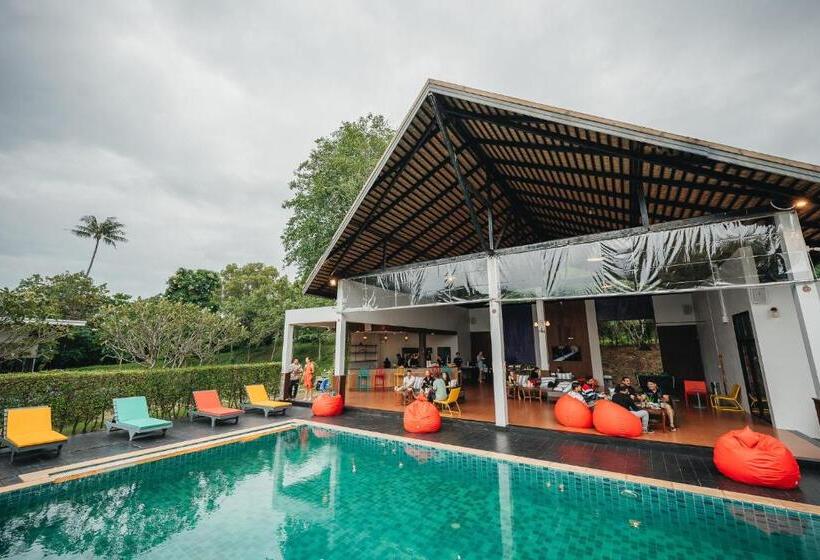 Chill Inn Samui Hostel And Restaurant