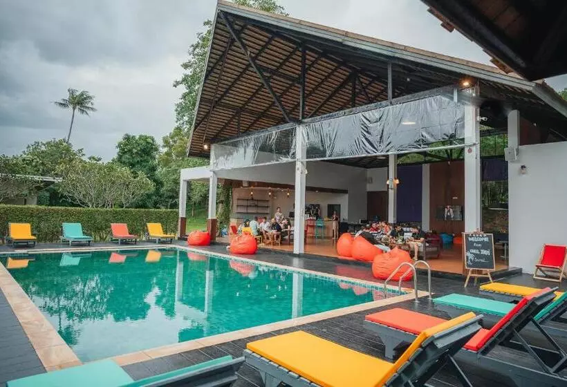 Chill Inn Samui Hostel And Restaurant