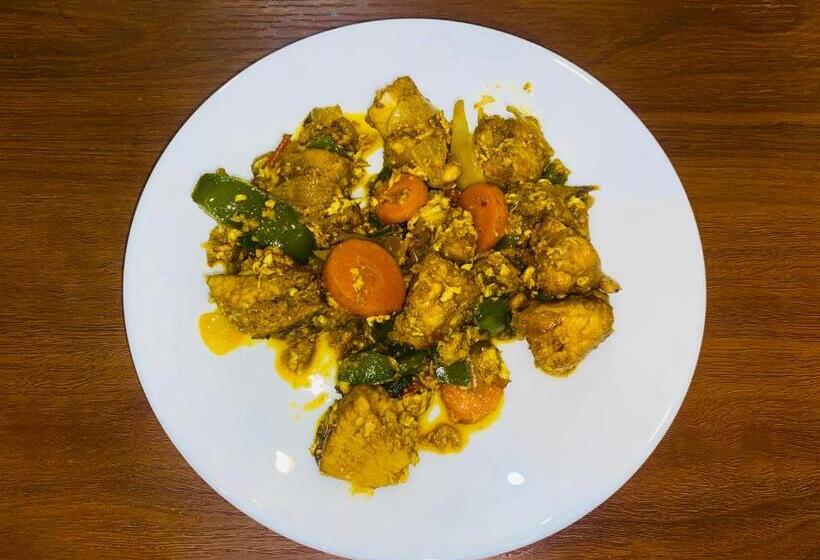 فندق Annapurna Beach Resort