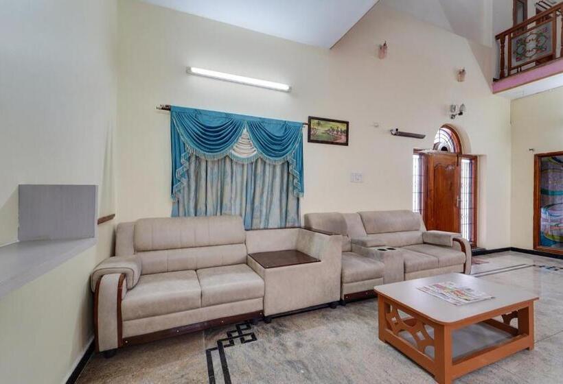 هتل Collection O Mahika Homestay