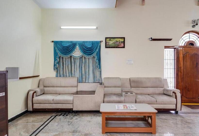 هتل Collection O Mahika Homestay