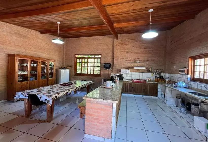 Hotelli Estância Village De Cunha