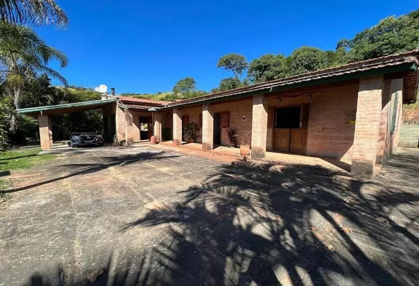 Hotelli Estância Village De Cunha