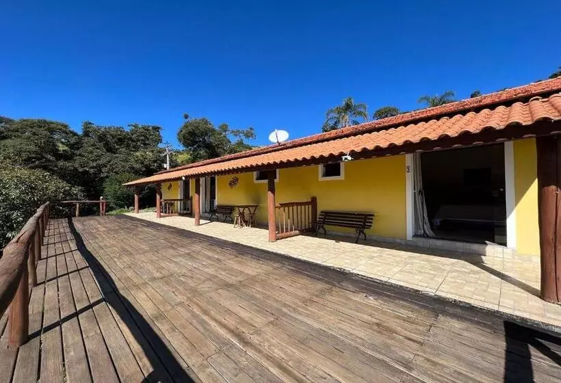 Hotelli Estância Village De Cunha