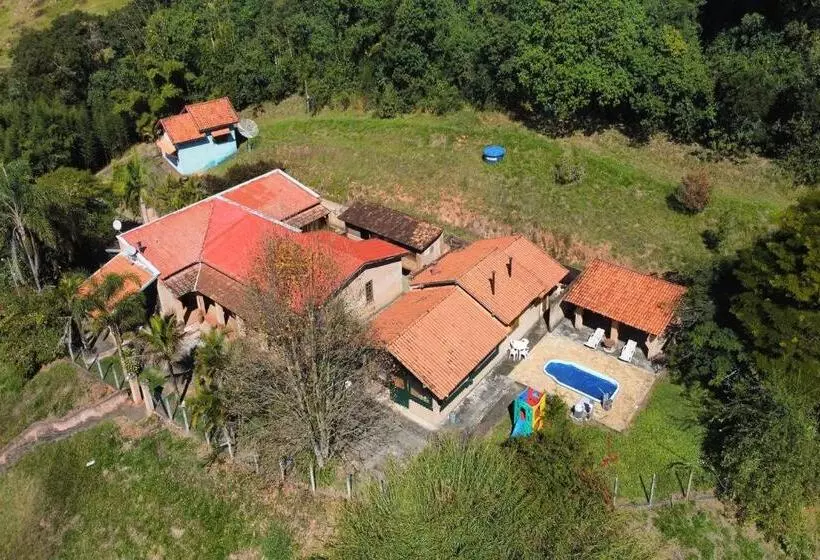 Hotelli Estância Village De Cunha