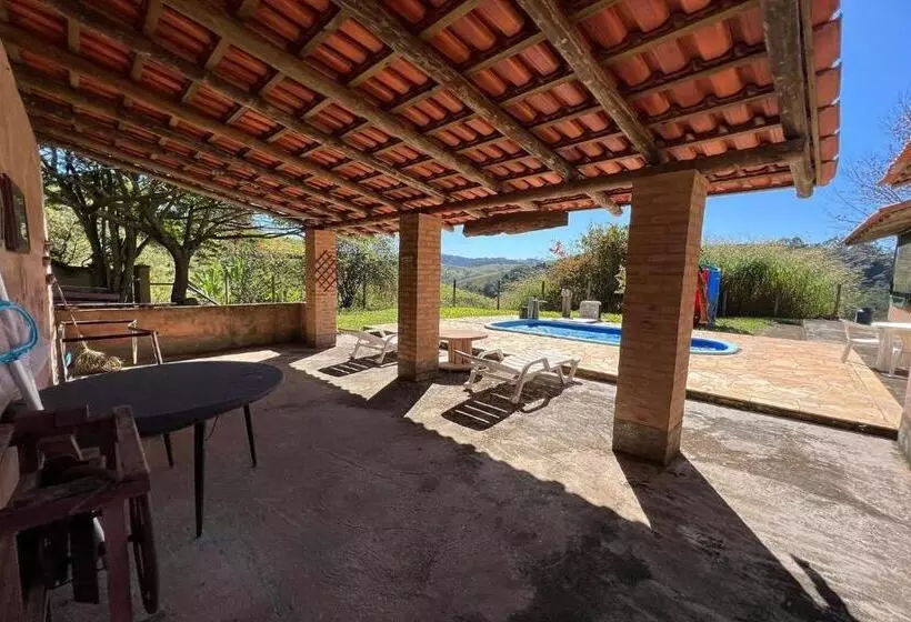 Hotelli Estância Village De Cunha