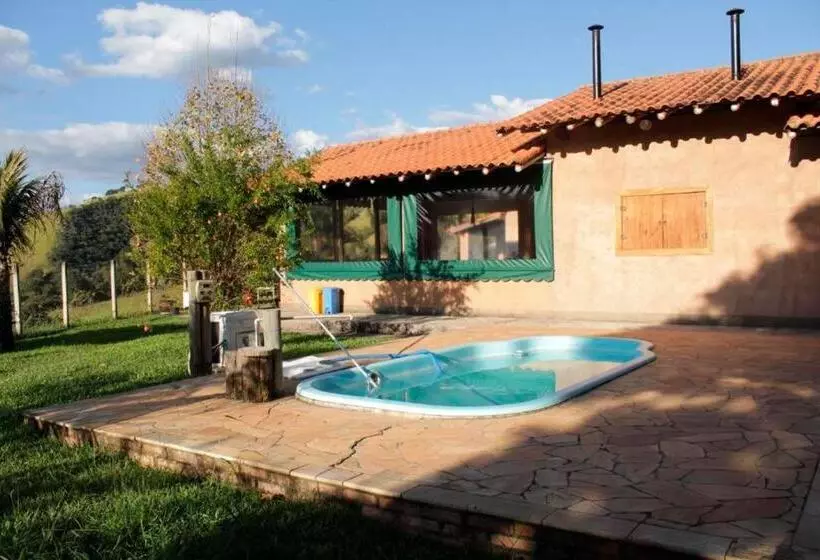 Hotelli Estância Village De Cunha