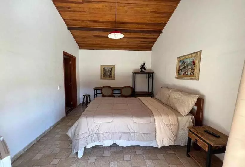 Hotelli Estância Village De Cunha