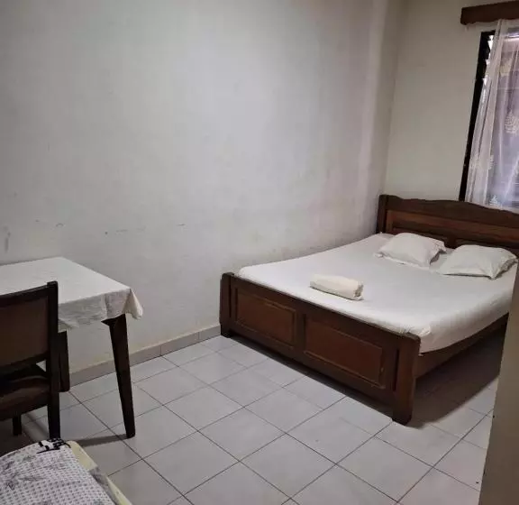 هتل Hôtel Le Pangalana