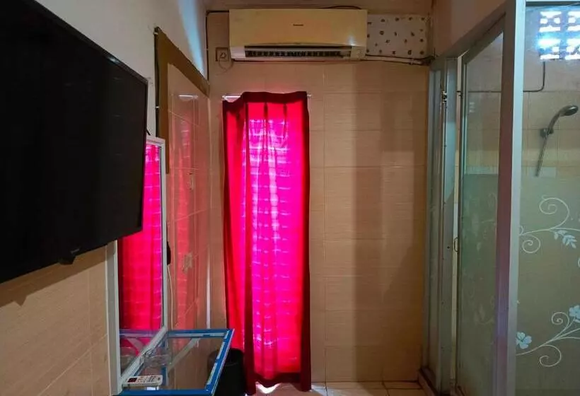 ホテル Oyo 93278 Wisma Syariah Lahundape