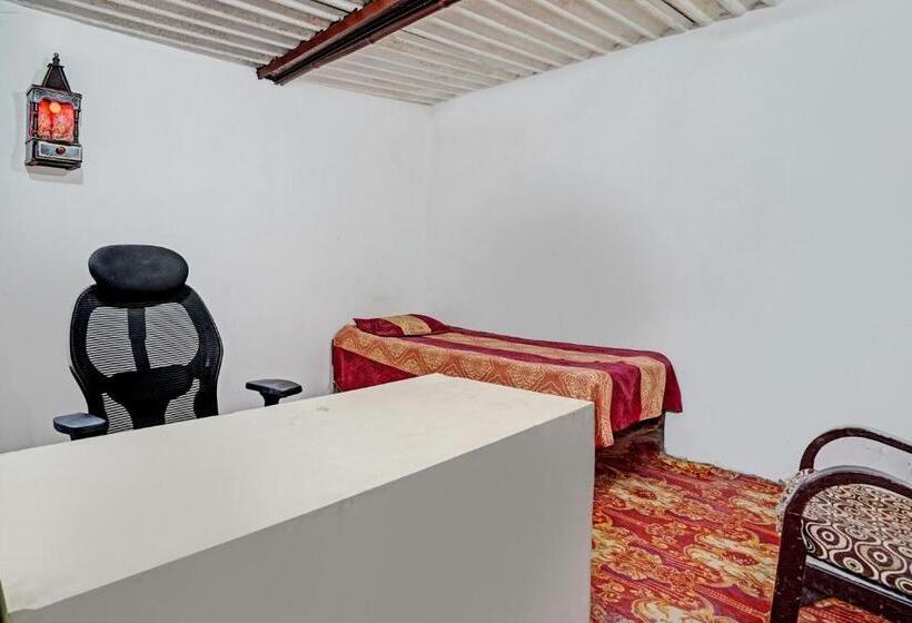 Отель Oyo Sky Line