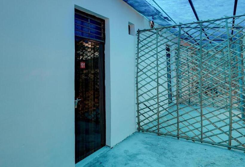 Отель Oyo Sky Line