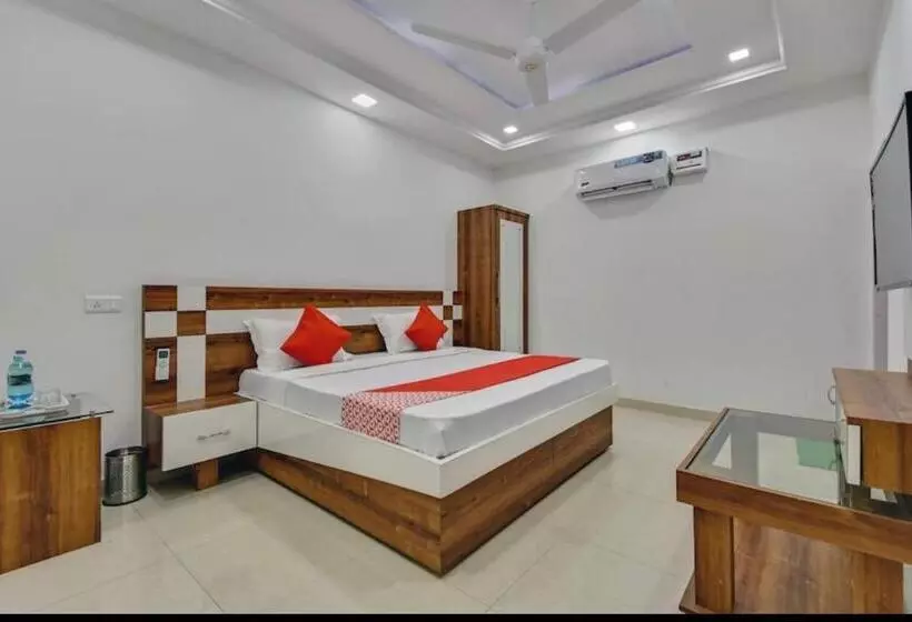 Hotelli Relax Inn