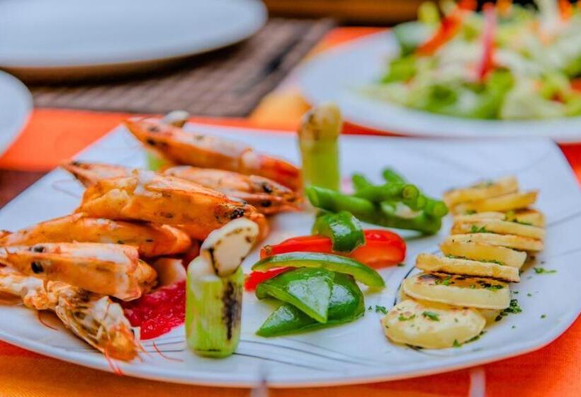 酒店 Sakura Cherry Blossom Cabanas