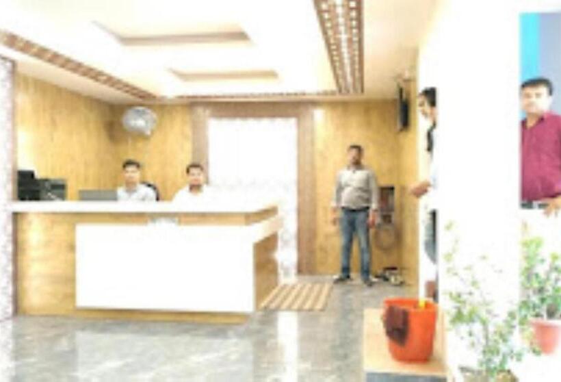 酒店 Supriya International Bihar