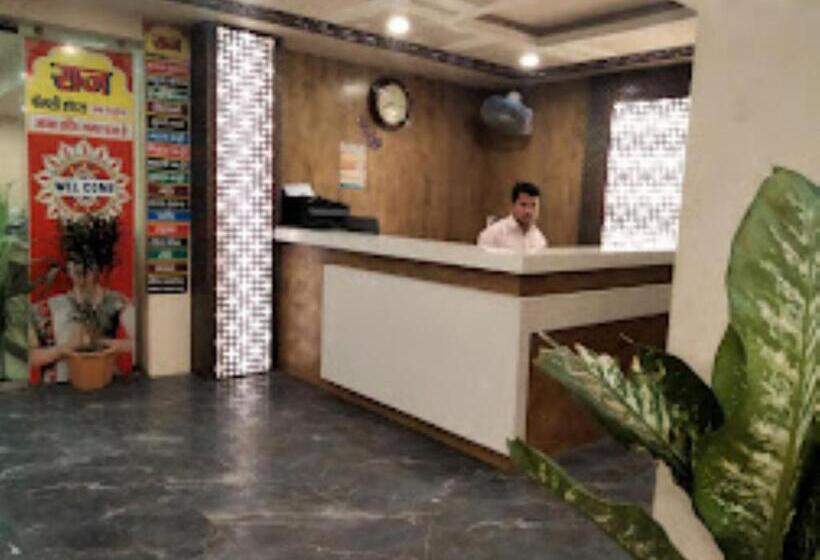 酒店 Supriya International Bihar