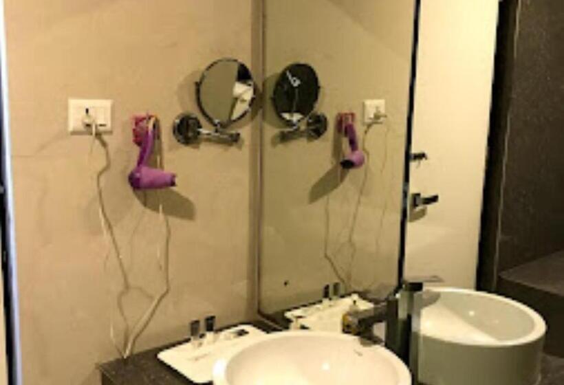 Hotel Swarg Exotica Bihar