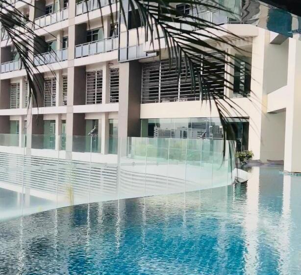 Hotel The Gramercy Residences 1br Suite With 600mbps Wifi Netflix & Free Amenities