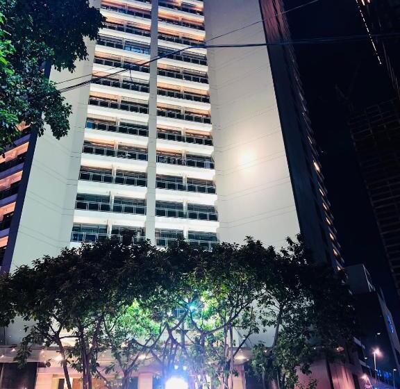 Hotel The Gramercy Residences 1br Suite With 600mbps Wifi Netflix & Free Amenities