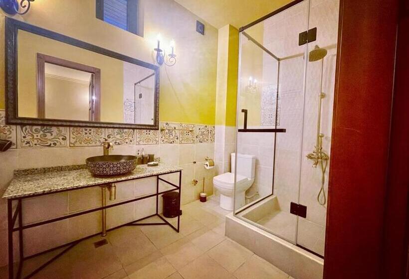 هتل Villa Alexander Dilijan