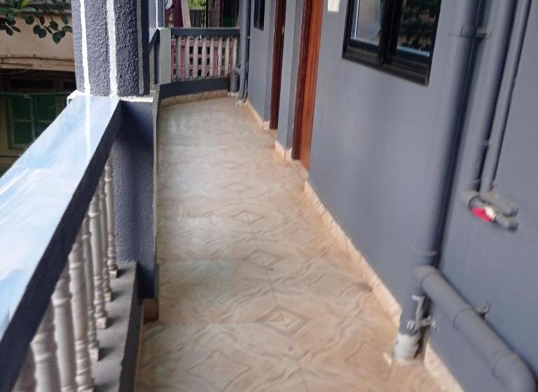 ペンション Augustin Guest House