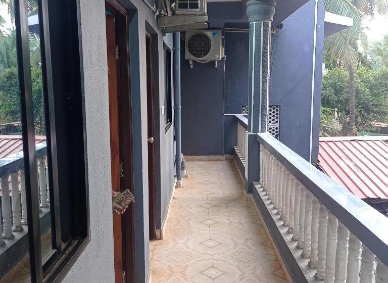 ペンション Augustin Guest House