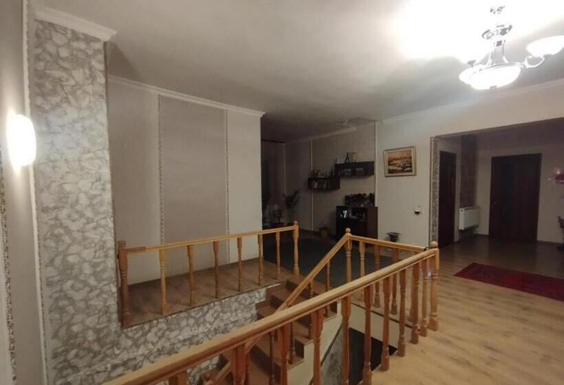 بنسيون Guest House Ed&er