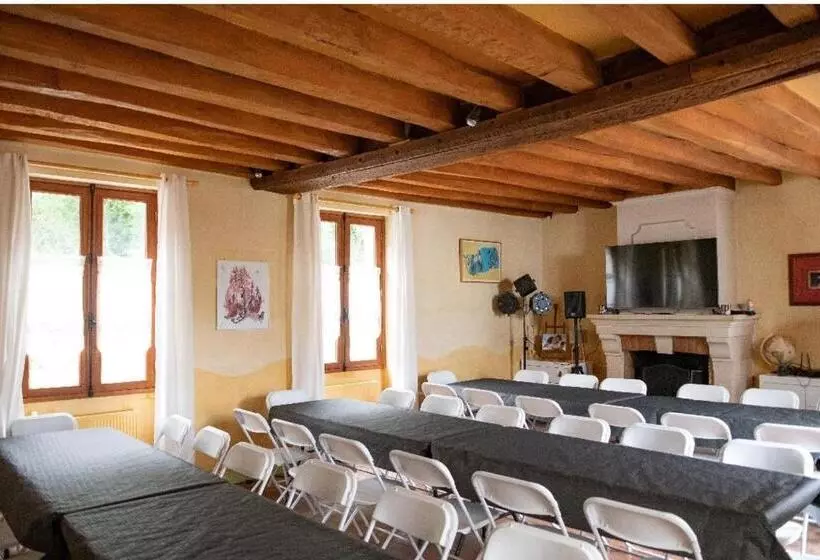 Majatalo Espace Des Fées