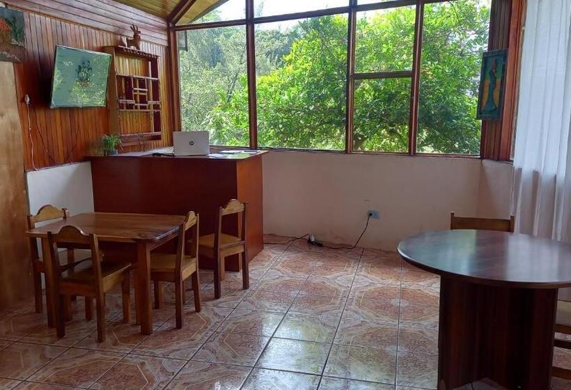 膳宿费 Finca Pantera