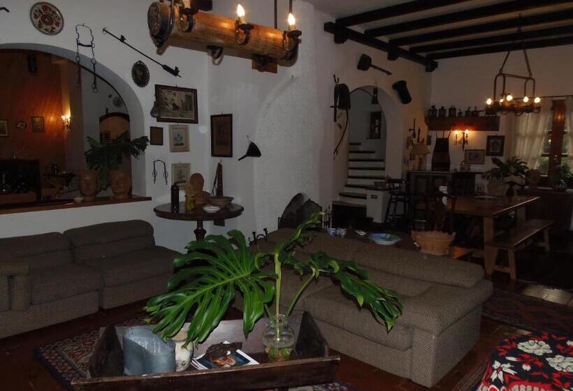 ペンション La Semenza