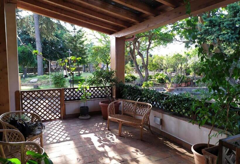 ペンション La Semenza