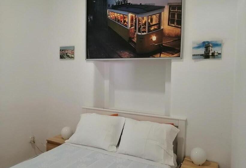 پانسیون Ajuda Space