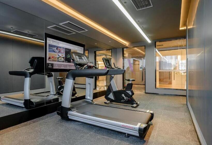Atour Hotel Xiamen North Station Jiageng Stadium