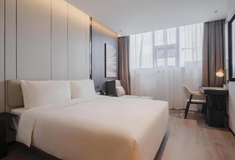 Atour Hotel Xiamen North Station Jiageng Stadium