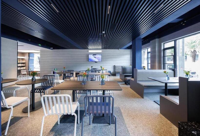 Atour Light Hotel Kunming Dianchi Road South Asia Style First City