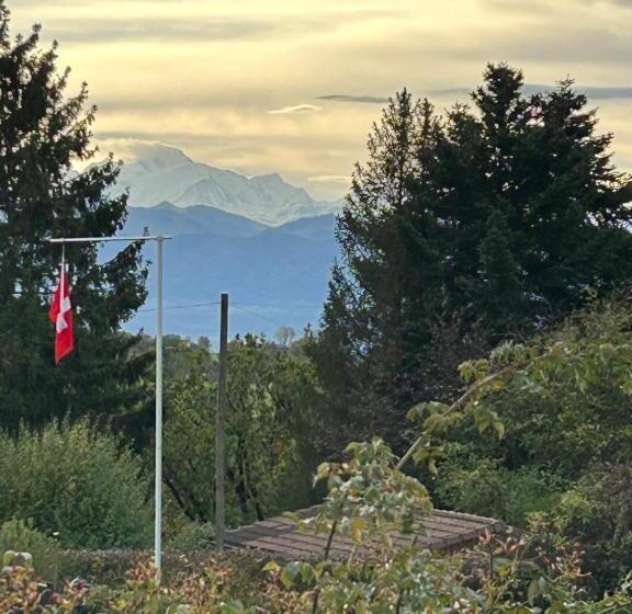 Bed and Breakfast Chambre D Hôtes Dans Chalet
