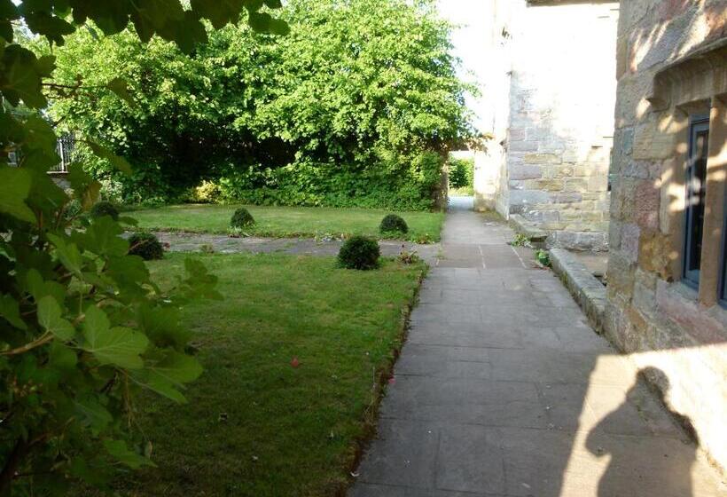 住宿加早餐  The Hall