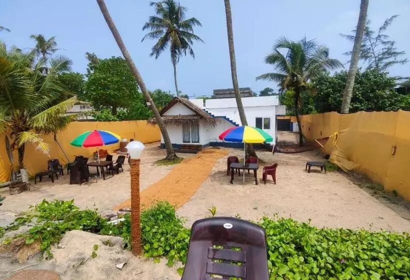 Aamiaismajoitus (B&B) Tripsea Beach Villa