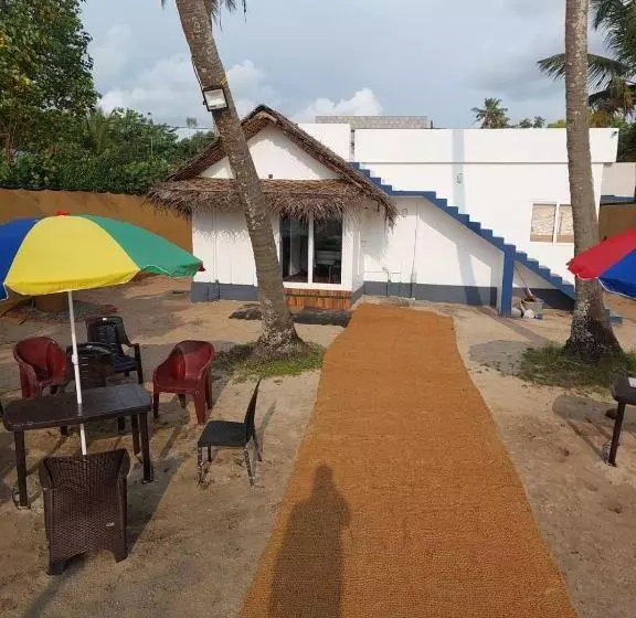 Aamiaismajoitus (B&B) Tripsea Beach Villa