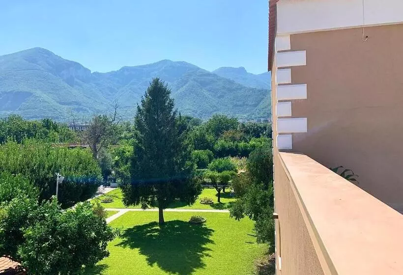 Aamiaismajoitus (B&B) Villa Josette