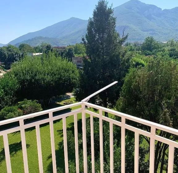 Aamiaismajoitus (B&B) Villa Josette