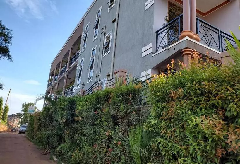 Eminent Motel