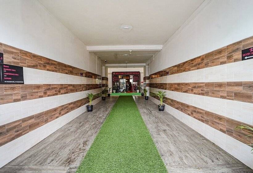 Fabhotel Skyry I Nr Covai Corporation Science Park