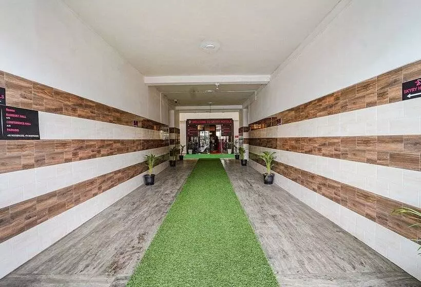 Fabhotel Skyry I   Nr Covai Corporation Science Park