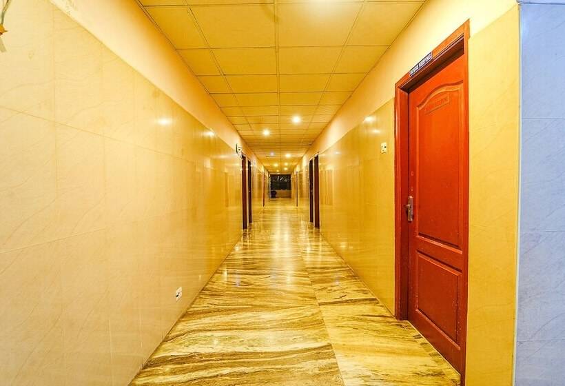 Fabhotel Skyry I Nr Covai Corporation Science Park