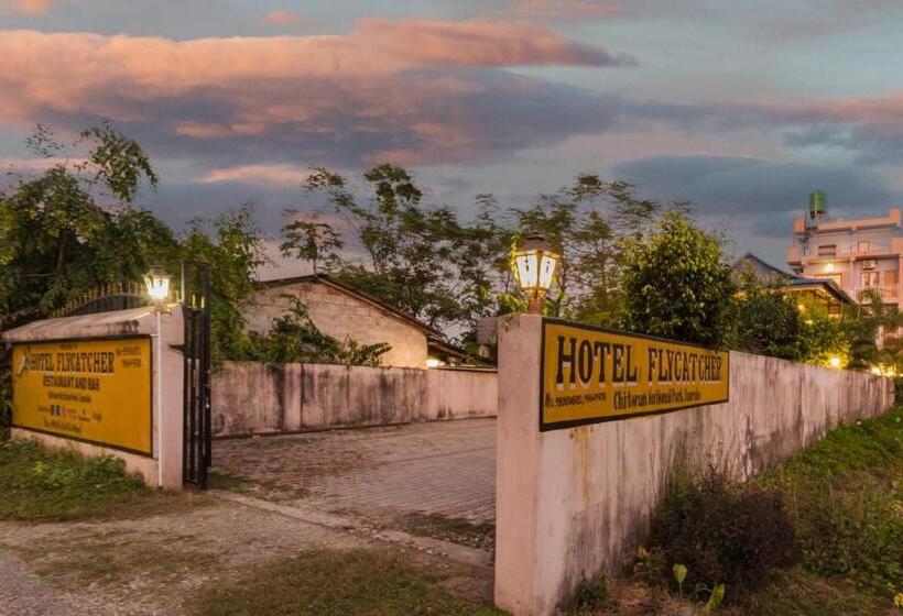 هتل Flycatcher