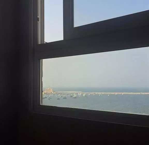 هتل Frw