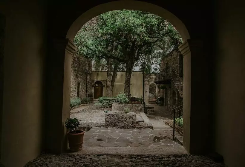 Hotelli Hacienda Real Love & Wellness San Miguel De Allende